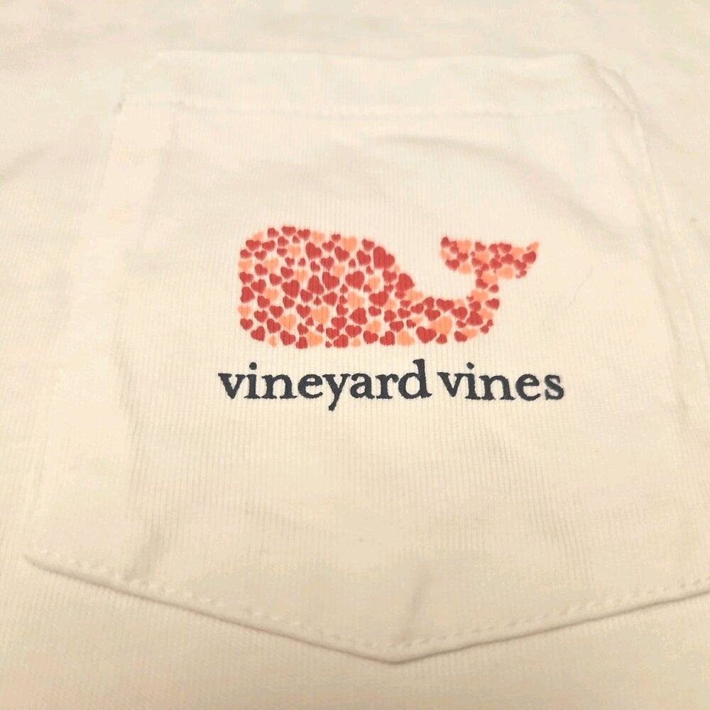 Vineyard Vines Valentines Heart Whale Long Sleeve  Pocket Shirt, White, Size XL - Picture 3 of 8